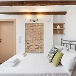 Creme By Life Homes