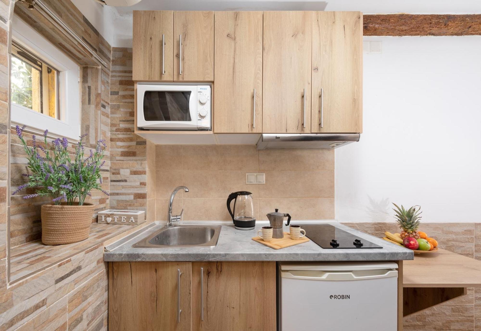 Creme By Life Homes Apartment
